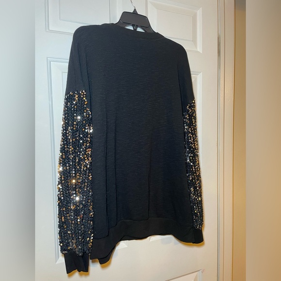 Weekend By Suzanne Betro Black Sweater Silver Sequined Sleeves Size 2X NWT - Picture 5 of 7